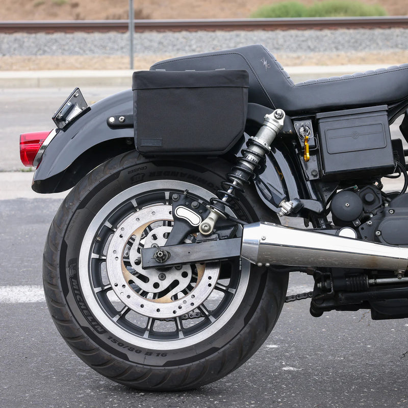 Thrashin Supply Essential Base 10L Throw-Over motorcykeltaske-sæt