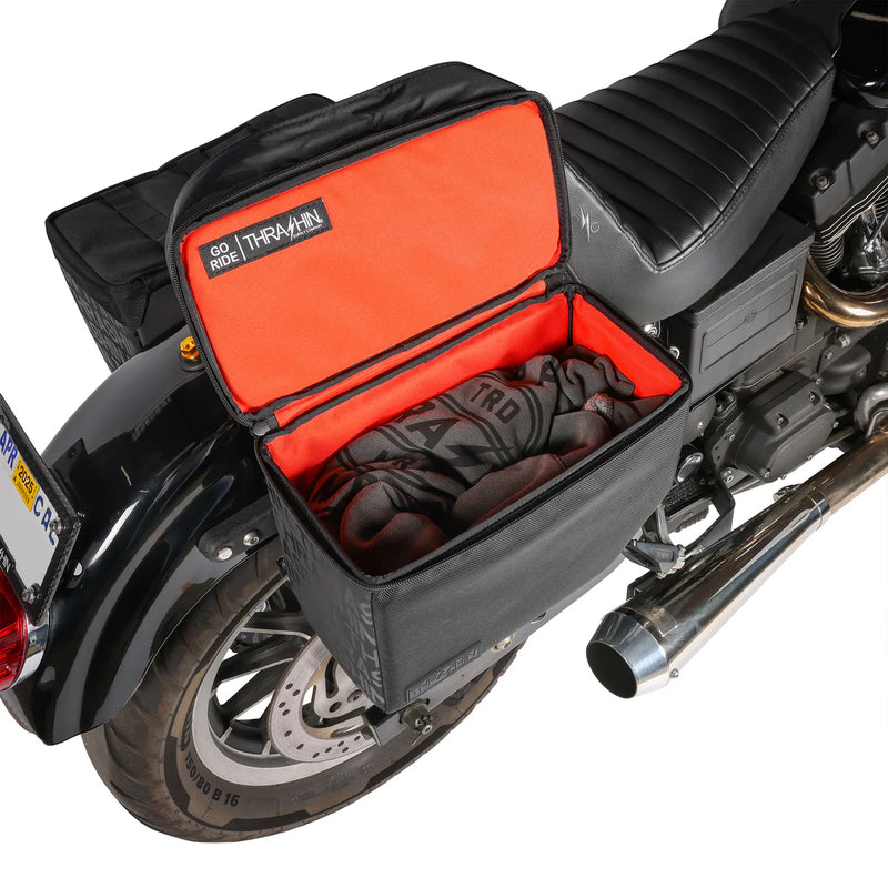 Thrashin Supply Escape Base 18L sæt motorcykeltasker til at smide over