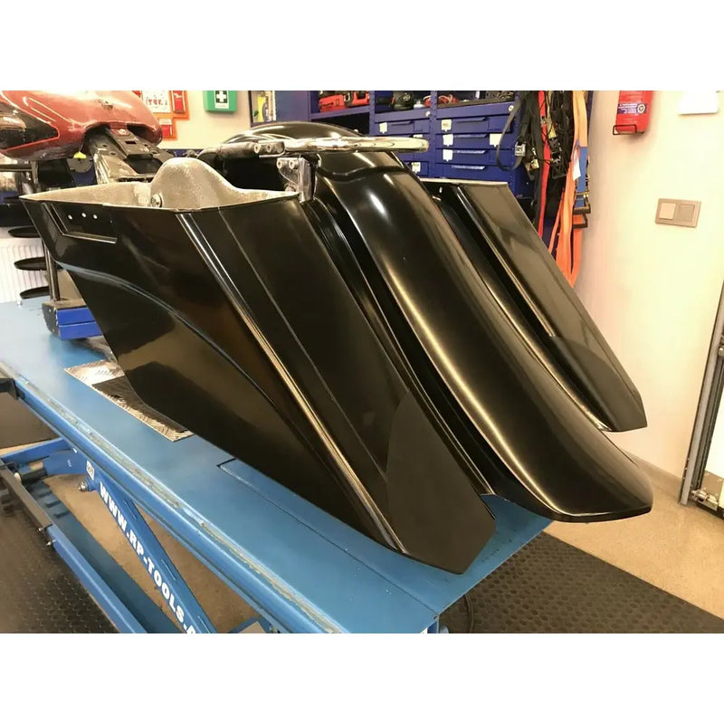 Killer Custom Stretched Saddlebag & Fender Kit til Harley